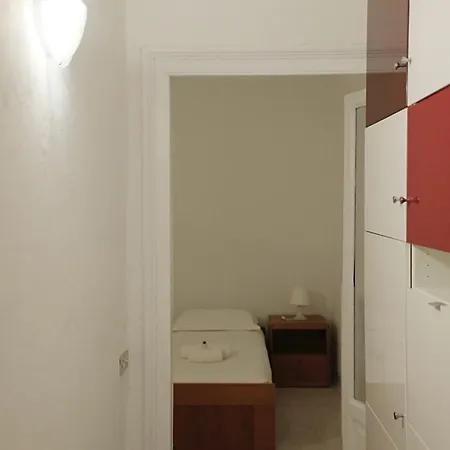 アパート Bwr - Bilocale Centro Milano, Arpesani 3 ミラノ