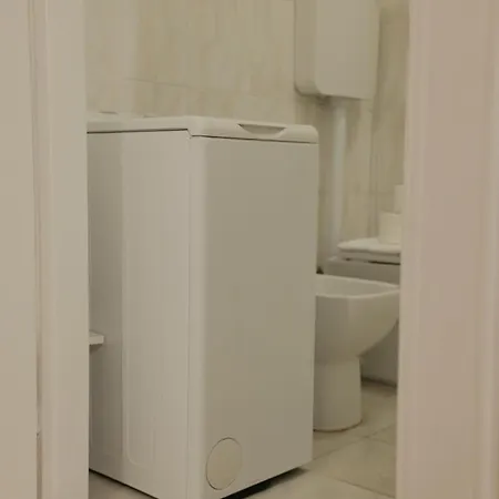 Bwr - Bilocale Centro Milano, Arpesani 3 *
